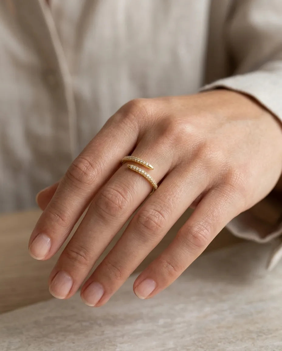 Interlocking Dual Twisted Band