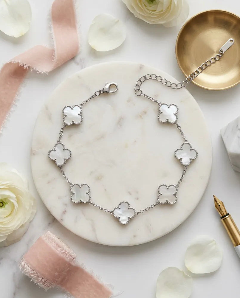 Monaco Shell Multi Clover Bangle