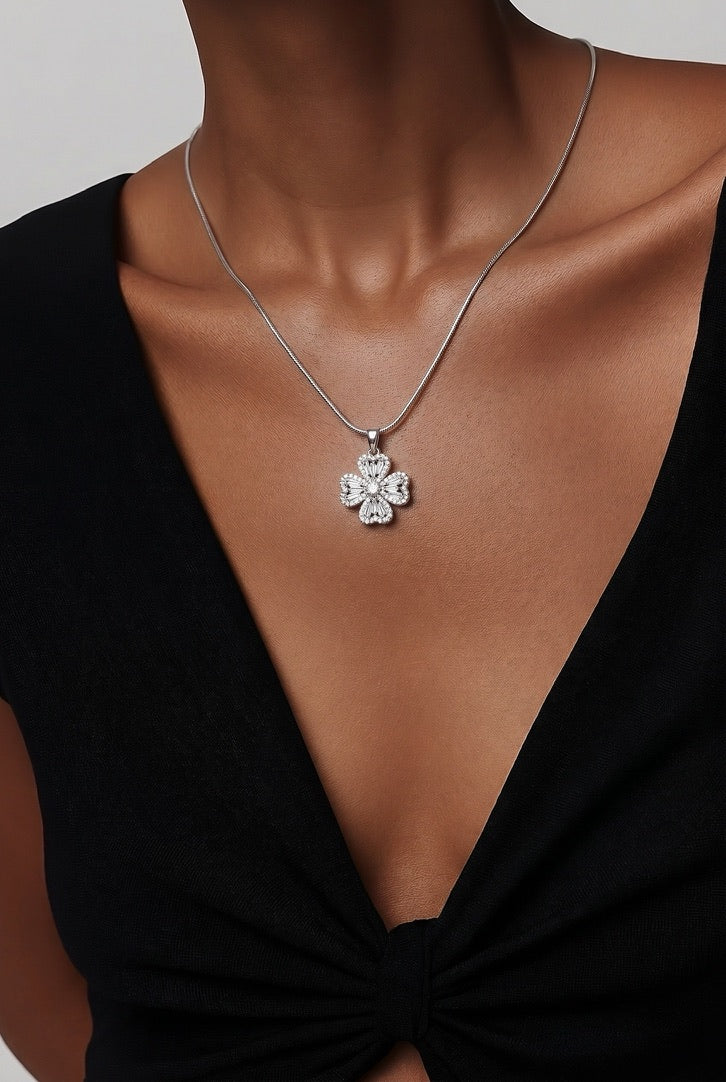 Imperial Pavé Clover Pendant