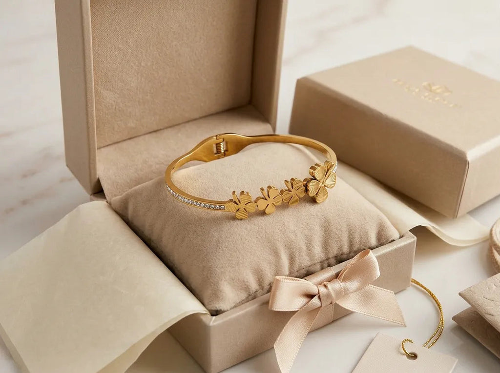 Monaco Quad Clover Hinged Bangle