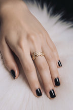 Hexagonal Honeycomb Pavé Band