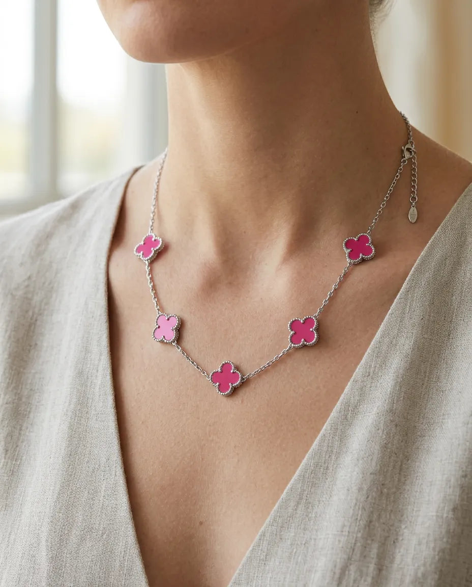 Multi-Station Clover Long Chain