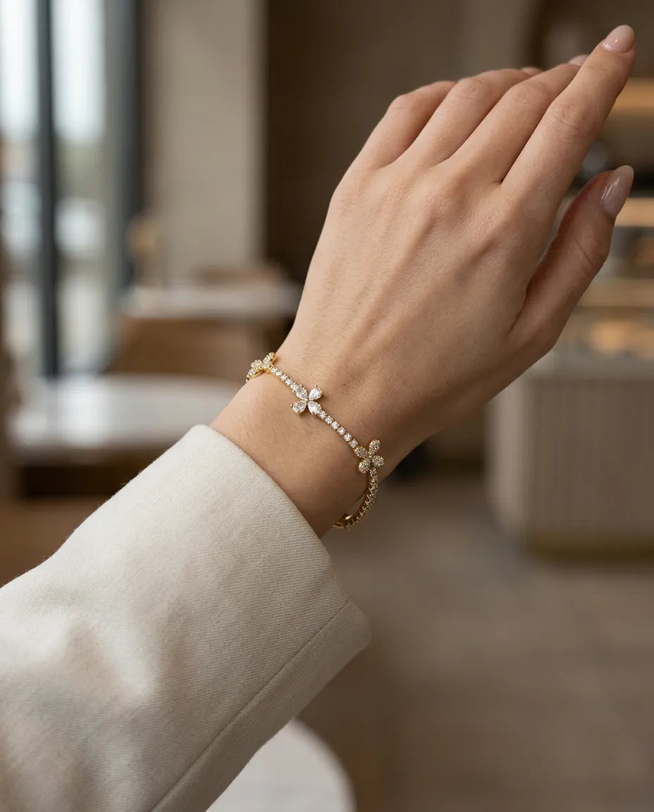 Imperial Pavé Clover Bracelet