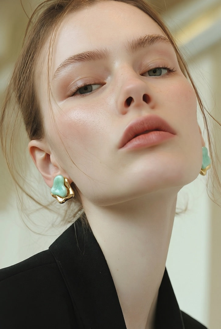 Asymmetric Mint Quartz Drops